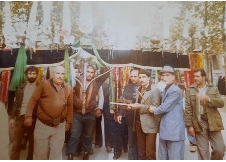 علم سقاخانه نمادآیین سوگواری عاشورای حسینی 1 علم سقاخانه - پایگاه اطلاع رسانی آژنگ