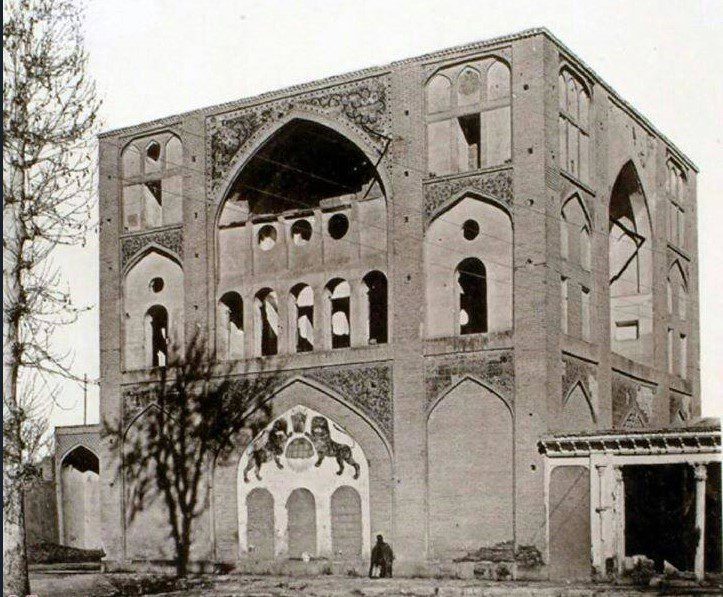 اصفهان - پایگاه اطلاع رسانی آژنگ