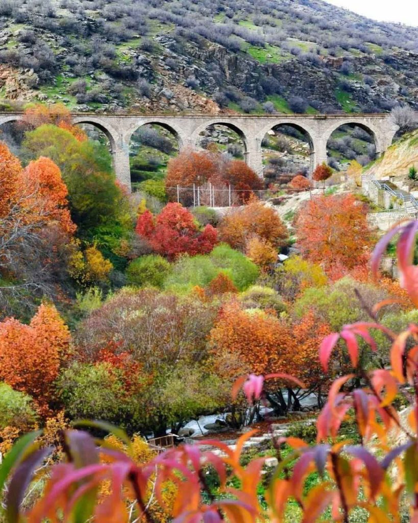 پاییز در راه آهن بیشه لرستان 1 پاییز در راه اهن بیشه - پایگاه اطلاع رسانی آژنگ