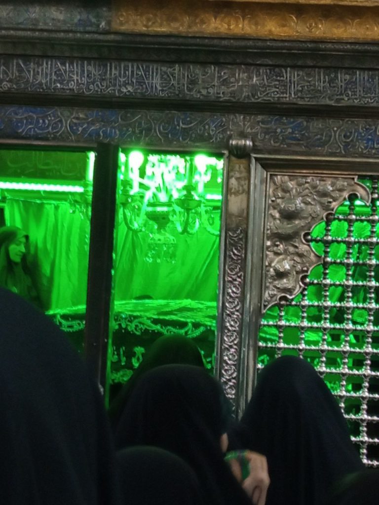 برگزاری مراسم غبار روبی حرم حضرت عبدالعظیم حسنی (ع)در شهر ری 1 ری۱ - پایگاه اطلاع رسانی آژنگ