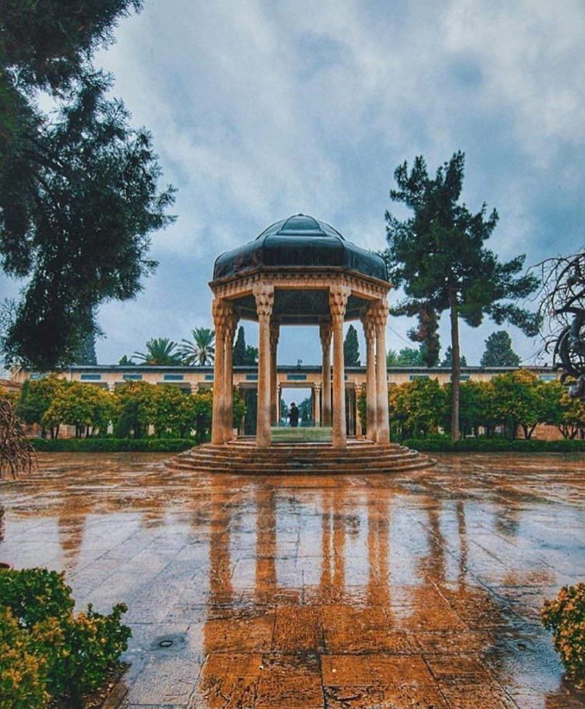 نکاتی در مورد تغییر نام یلدا و چهارشنبه سوری 1 سعدی1 - پایگاه اطلاع رسانی آژنگ