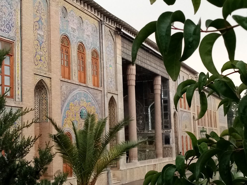 تصویرکاخ گلستان در روز بارانی! 1 1 - پایگاه اطلاع رسانی آژنگ