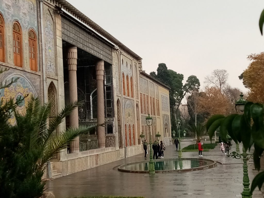 تصویرکاخ گلستان در روز بارانی! 2 IMG 20231214 125207 - پایگاه اطلاع رسانی آژنگ