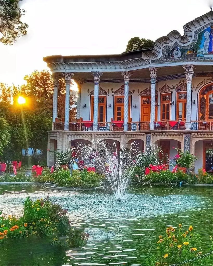 عمارت زیبا وتاریخی شاپوری در شهر شیراز 2 شاپور3ی ۳ - پایگاه اطلاع رسانی آژنگ