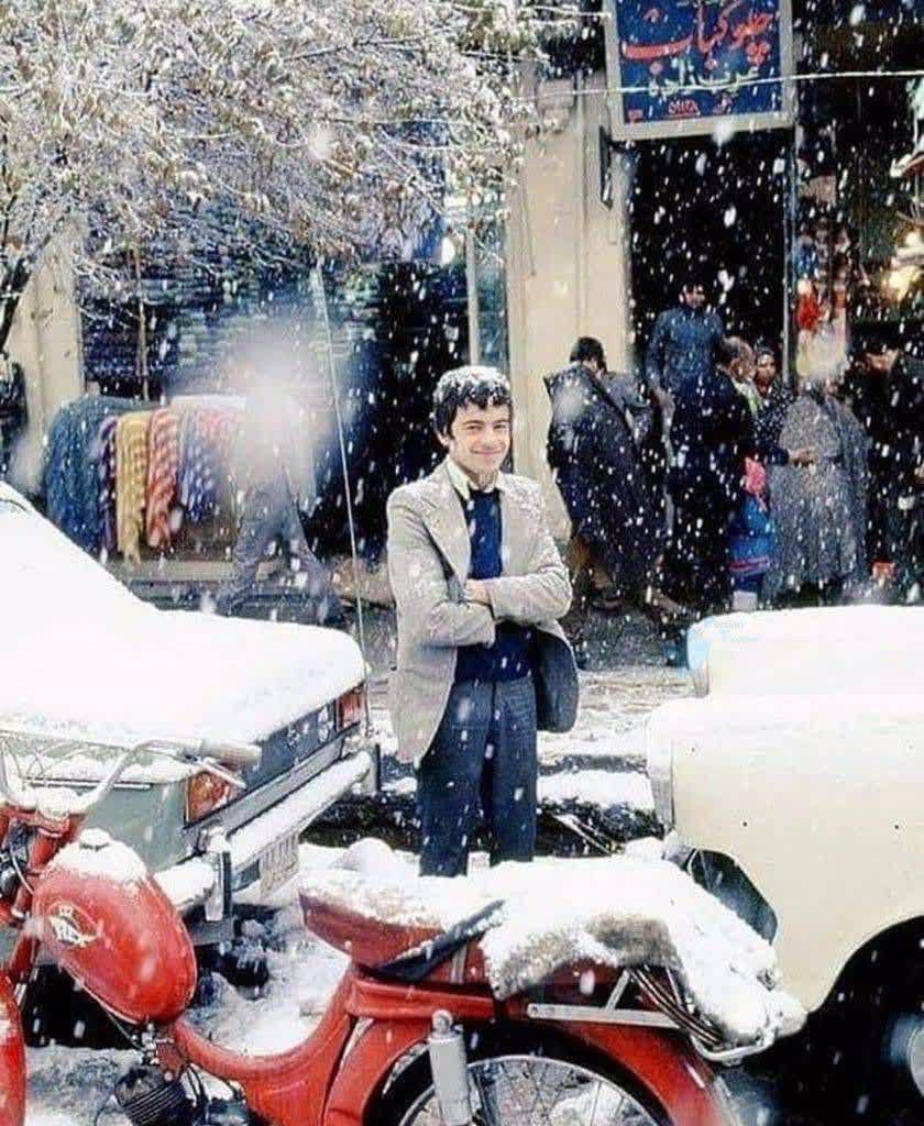 برف سنگین در خیابان ناصر خسرو تهران! 1 ناصر خسرو ۱۳۵۴ - پایگاه اطلاع رسانی آژنگ