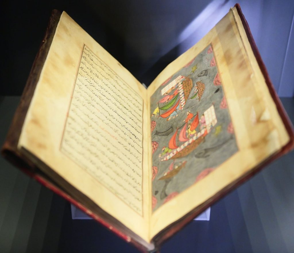 نمایش نسخه خطی کتاب «انیس الحجاج»درموزه ملی عمان 1 موزه عمان - پایگاه اطلاع رسانی آژنگ