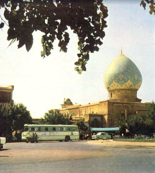 نمایی از گنبد حرم شاهچراغ در شیراز دهه ۵۰ خورشیدی 1 شاهچراغ 1350 - پایگاه اطلاع رسانی آژنگ