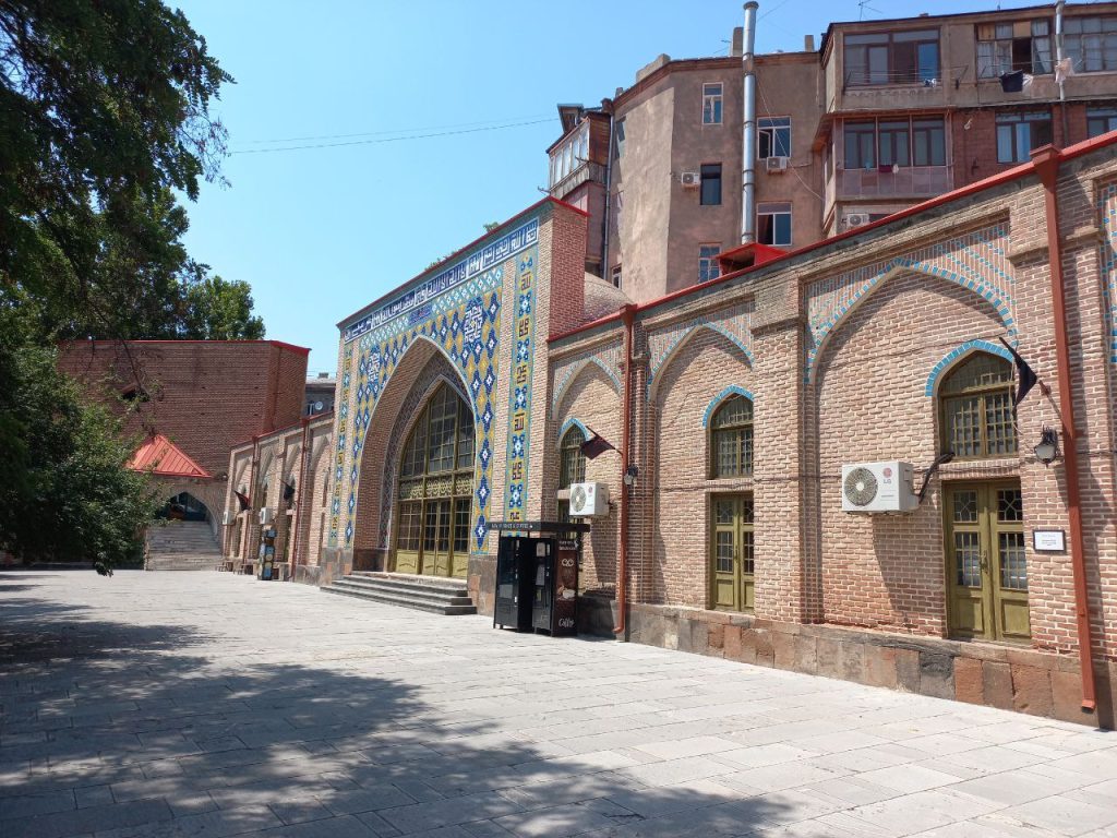 مسجد کبود ایروان از آثار ایران بزرگ فرهنگی 2 مسجد کبود۳ - پایگاه اطلاع رسانی آژنگ