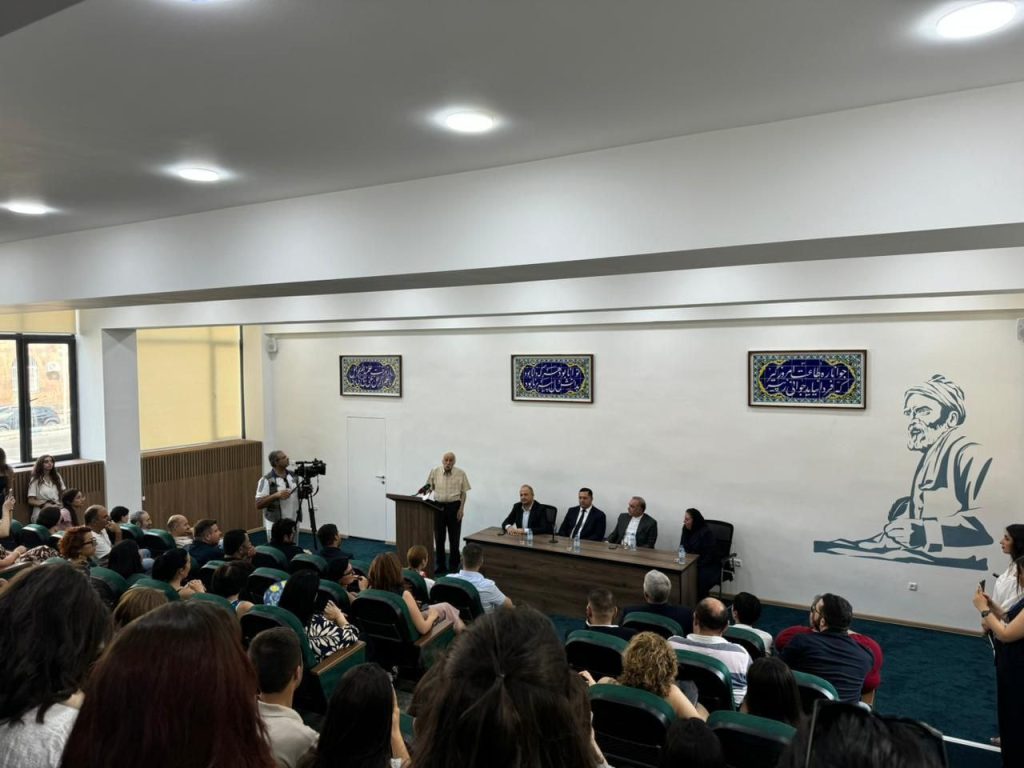 افتتاح تالار فردوسی دانشگاه دولتی ایروان 1 تالار فردوسی ایروان - پایگاه اطلاع رسانی آژنگ