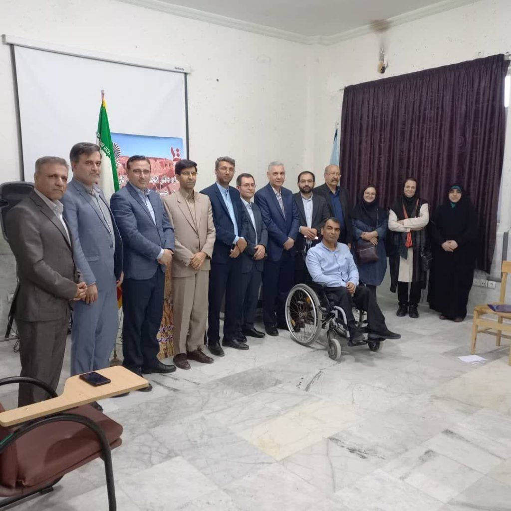 افتتاح شاخه انجمن ایرانی تاریخ شاخه جزیره قشم 2 انجمن۳ - پایگاه اطلاع رسانی آژنگ