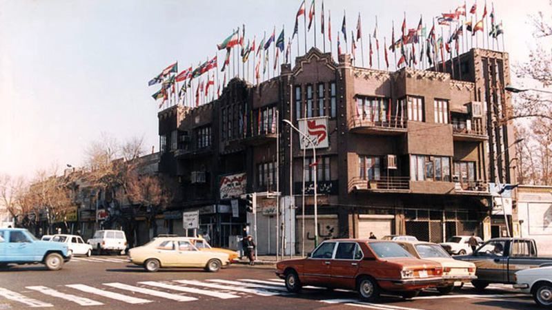 ساختمان ایران اسکرین 1 فخر آبد ایران اسکرین - پایگاه اطلاع رسانی آژنگ