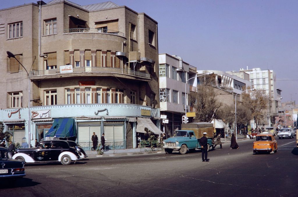 معرفی شخصیتهای مشهور تهران قدیم ومحل زندگی آنها 1 بهارستان ضلع شمال غربی 46 - پایگاه اطلاع رسانی آژنگ