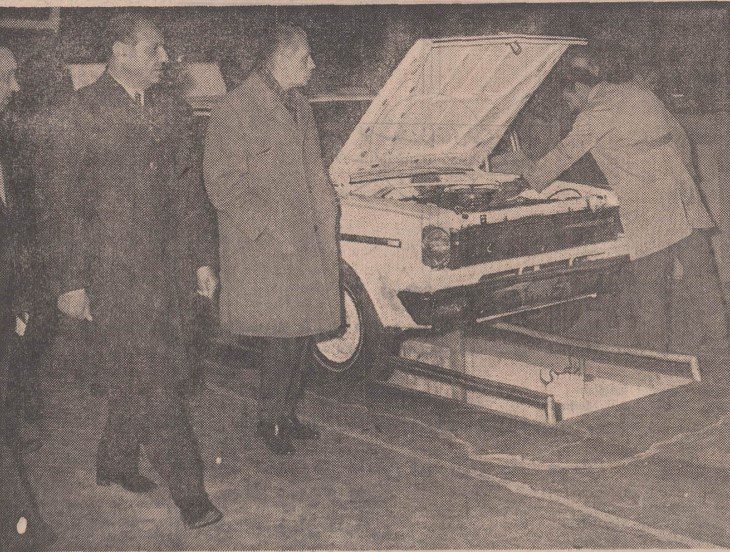 کارخانه جیپ و تبدیل آن به کارخانه تولید آریا و شاهین 1 جیپ - پایگاه اطلاع رسانی آژنگ