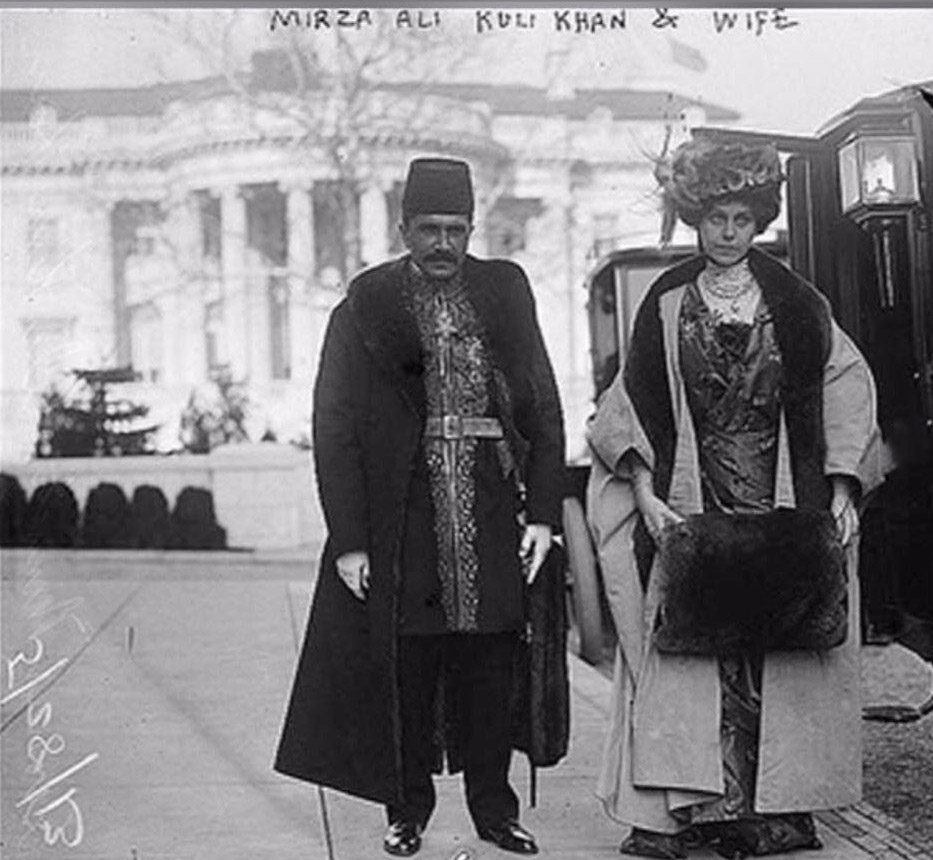 حسینقلی خان سفیر ایران در آمریکا و همسرش 1 حسینقلی خان سفیر یران در آمریکا با همسرش حاجی واشنگتن - پایگاه اطلاع رسانی آژنگ