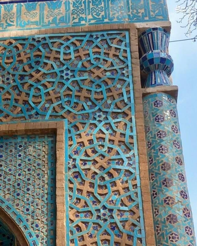 باز سازی کاشیکاری آسیبدیده مسجدجامع نطنز 2 نطنز۱ - پایگاه اطلاع رسانی آژنگ