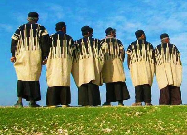 هل هل کوسه یا مراسم طلب باران یکی از آیینهای نمایشی 1 هل هل - پایگاه اطلاع رسانی آژنگ