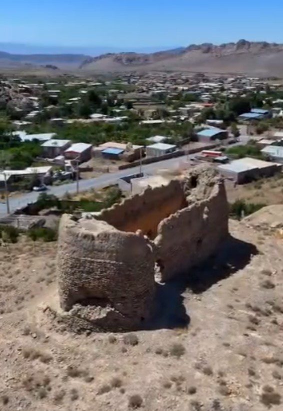 بنای تاریخی معبد آناهیتا در منطقه رفسنجان 1 آنا هیتا معبد۲ - پایگاه اطلاع رسانی آژنگ