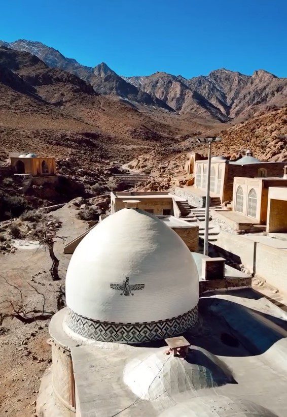 نیایشگاهپارس بانو در اردکان 1 بی بی ۱ - پایگاه اطلاع رسانی آژنگ