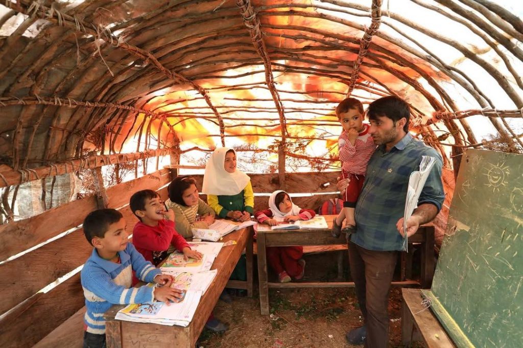 گزارشی تصویری از یک مدرسه ییلاقی در تالش 4 مدرسه۲ - پایگاه اطلاع رسانی آژنگ