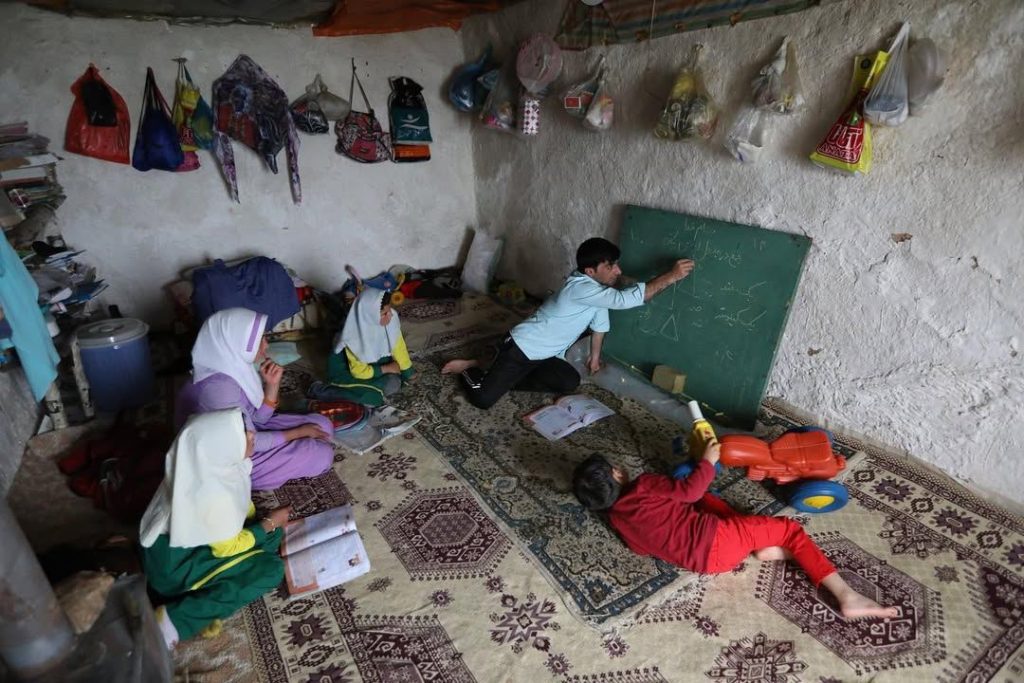 گزارشی تصویری از یک مدرسه ییلاقی در تالش 3 مدرسه۳ - پایگاه اطلاع رسانی آژنگ