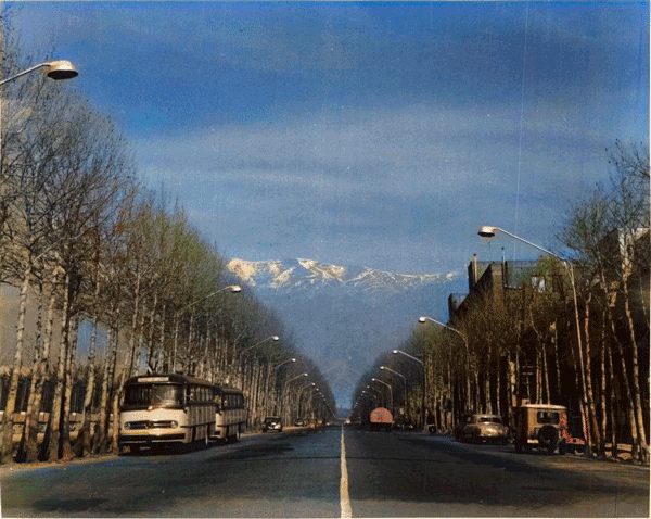 نمایی از خیابان ولیعصر در سال ۱۳۴۰ خورشیدی 1 ولیعصر ۴۰ - پایگاه اطلاع رسانی آژنگ