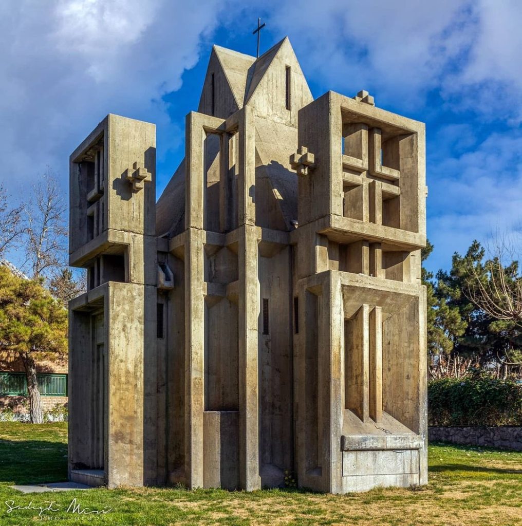 کلیسای صلیب مقدس نمادی از معماری تاریخ معاصر تهران 1 کلیسای صلیب مقدس - پایگاه اطلاع رسانی آژنگ