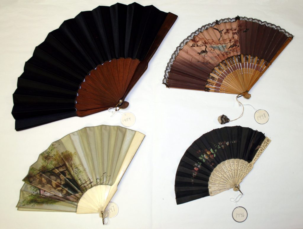تاریخچه مبدا اختراع بادبزن 2 fans - پایگاه اطلاع رسانی آژنگ