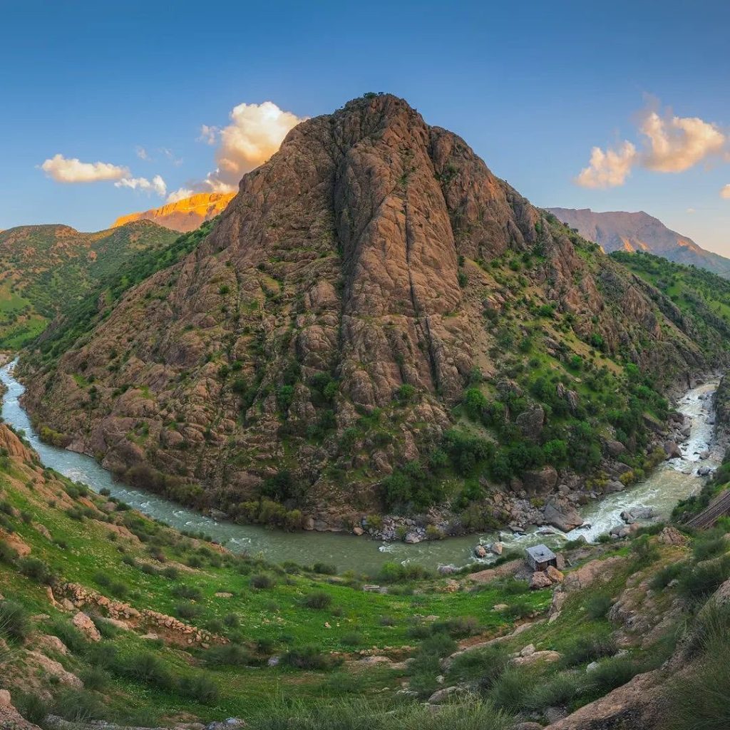 رودخانه سزاریا آب دزه؛در لرستان 1 رودخانه سزار لرستان - پایگاه اطلاع رسانی آژنگ