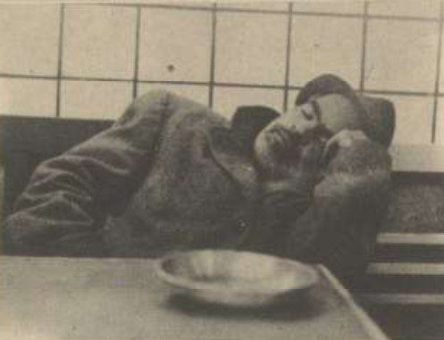 قهوه خانه يك پناهگاه اجتماعی دردهه ۴۰ و۵۰خورشیدی 4 قهوه خواب - پایگاه اطلاع رسانی آژنگ