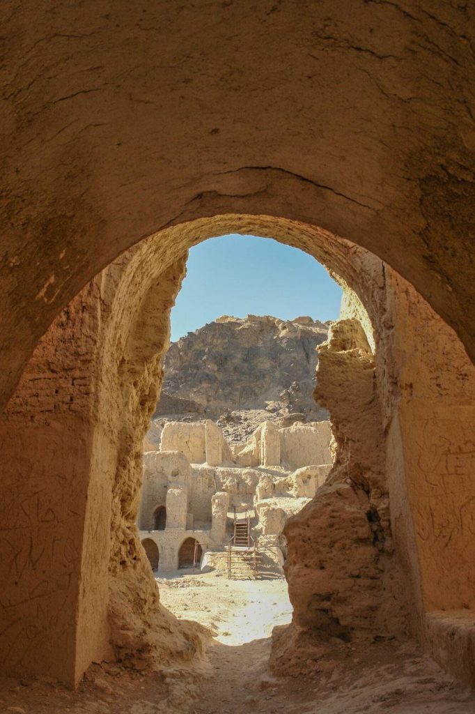 کوه خواجه سیستان شاهکاری از معماری دوره اشکانیان 3 کوه خواج2 - پایگاه اطلاع رسانی آژنگ
