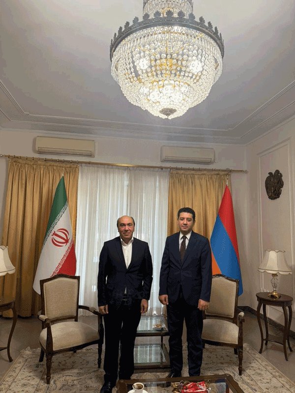 حمایت از گسترش صنعت گردشگری ضرورت امروزین ایران 2 خسر22222222222وی ۲ 1 - پایگاه اطلاع رسانی آژنگ