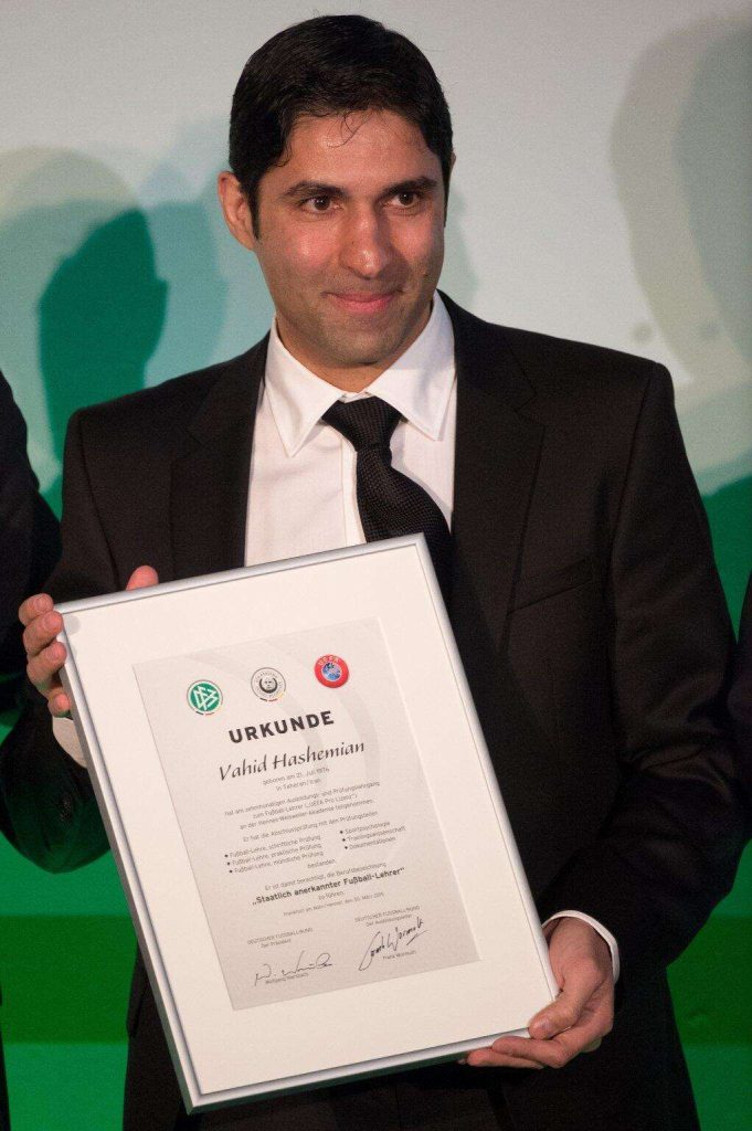 وحید۲ - پایگاه اطلاع رسانی آژنگ