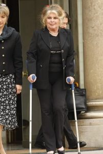 بریژیت باردوبازیگر ۹۱ ساله در بیمارستان است و نمرده!