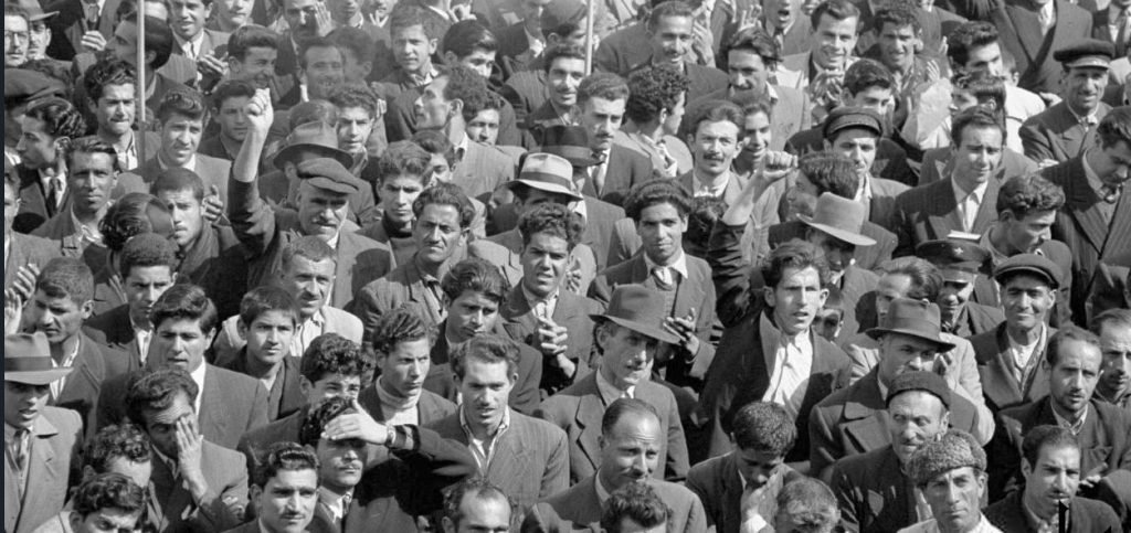 ججمعییت - پایگاه اطلاع رسانی آژنگ