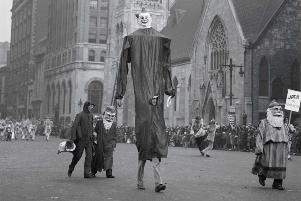 رژه۱ - پایگاه اطلاع رسانی آژنگ