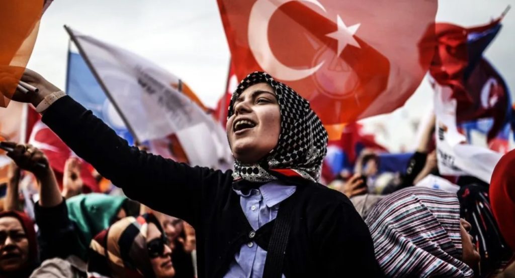 زنان - پایگاه اطلاع رسانی آژنگ