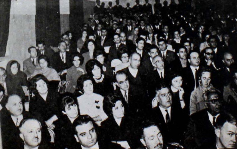 کتاب تصویری - پایگاه اطلاع رسانی آژنگ