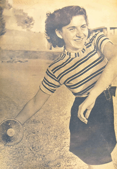 اولین زنان پرتابگر دیسک در مسابقات ورزشی آموزشگاههای ایران 1 دیسکuuuuuuuuuuu ۲۸ - پایگاه اطلاع رسانی آژنگ