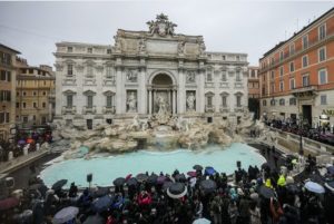 برای تماشای فواره تاریخی در ایتالیا باید پول بپردازید!