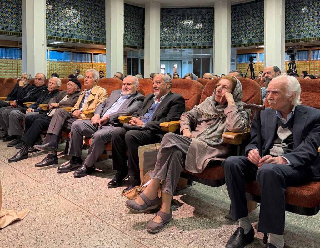 جشن ۹۸ سالگی دکترفتحالله مجتبایی 2 مجتبایی 1 - پایگاه اطلاع رسانی آژنگ