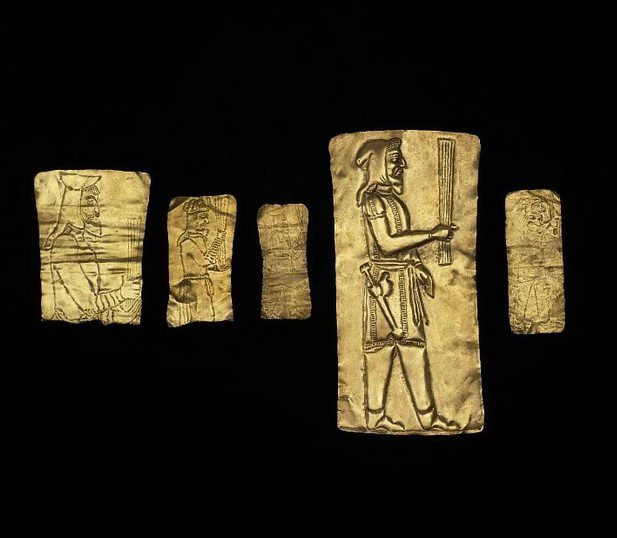 پلاک نذری از گنجینه آثار باستانی دوره عیلام 1 پلاک - پایگاه اطلاع رسانی آژنگ