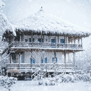 یک خانه محلی قدیمی در انزلی در دوفصل