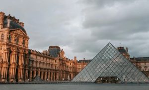 کلاهبرداری ۱۲ میلیون دلاری بلیت درموزه لوور