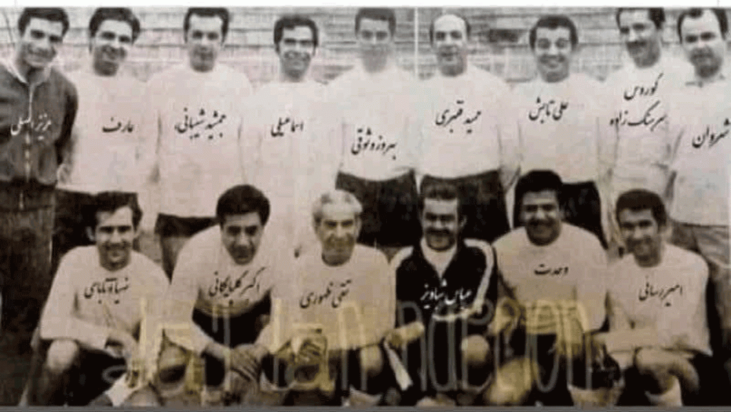 فوvvvvvتبال - پایگاه اطلاع رسانی آژنگ