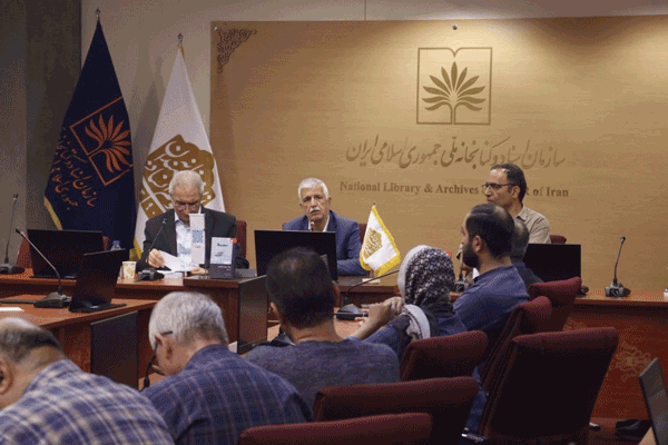 گزارش تصویری نشست مناظرات بنیادین درباب جنگ 2 مناظر33333333333333ات۲ - پایگاه اطلاع رسانی آژنگ