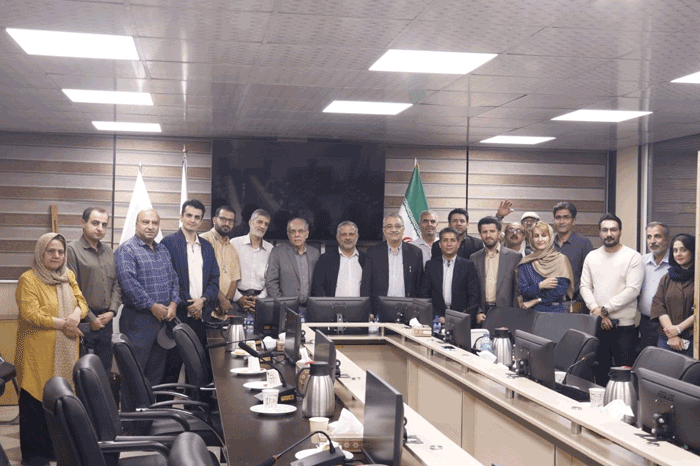 گزارش تصویری نشست علمی «چالشهای ژئوپلیتیکی ایران و سناریوهای پیشرو» 2 چال22222222222ش۲ - پایگاه اطلاع رسانی آژنگ